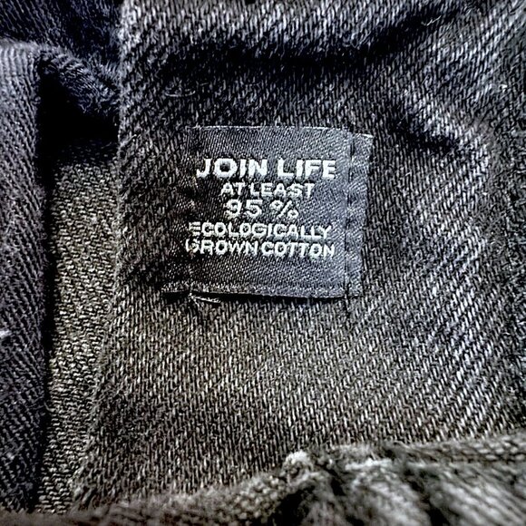 ZARA Black Distressed High Waist Frayed Hem Denim Shorts Women's Size 8 / 30 - Picture 4 of 7